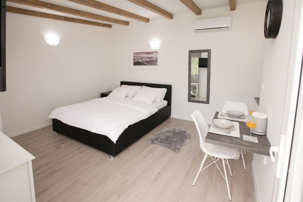Studio Apartments Tara Ζαντάρ Εξωτερικό φωτογραφία